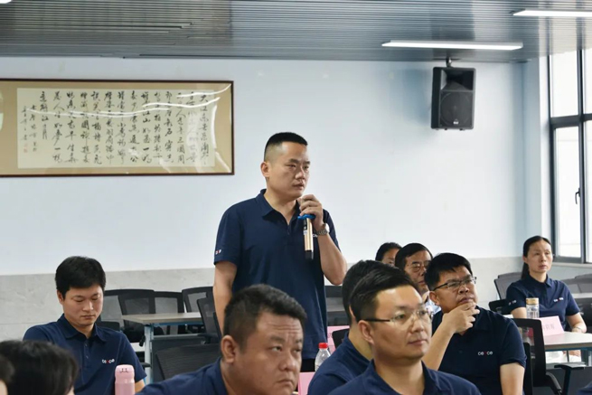 Xiang Yi 영업 팀 교육