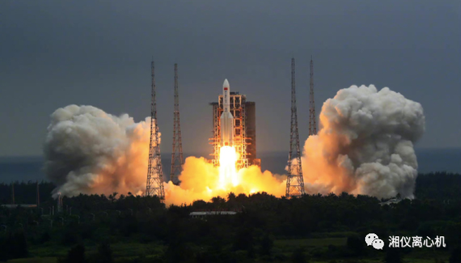 Xiangyi의 우주 원심 분리기를 운반하는 Tianhe 핵심 모듈의 발사 임무가 성공했습니다!